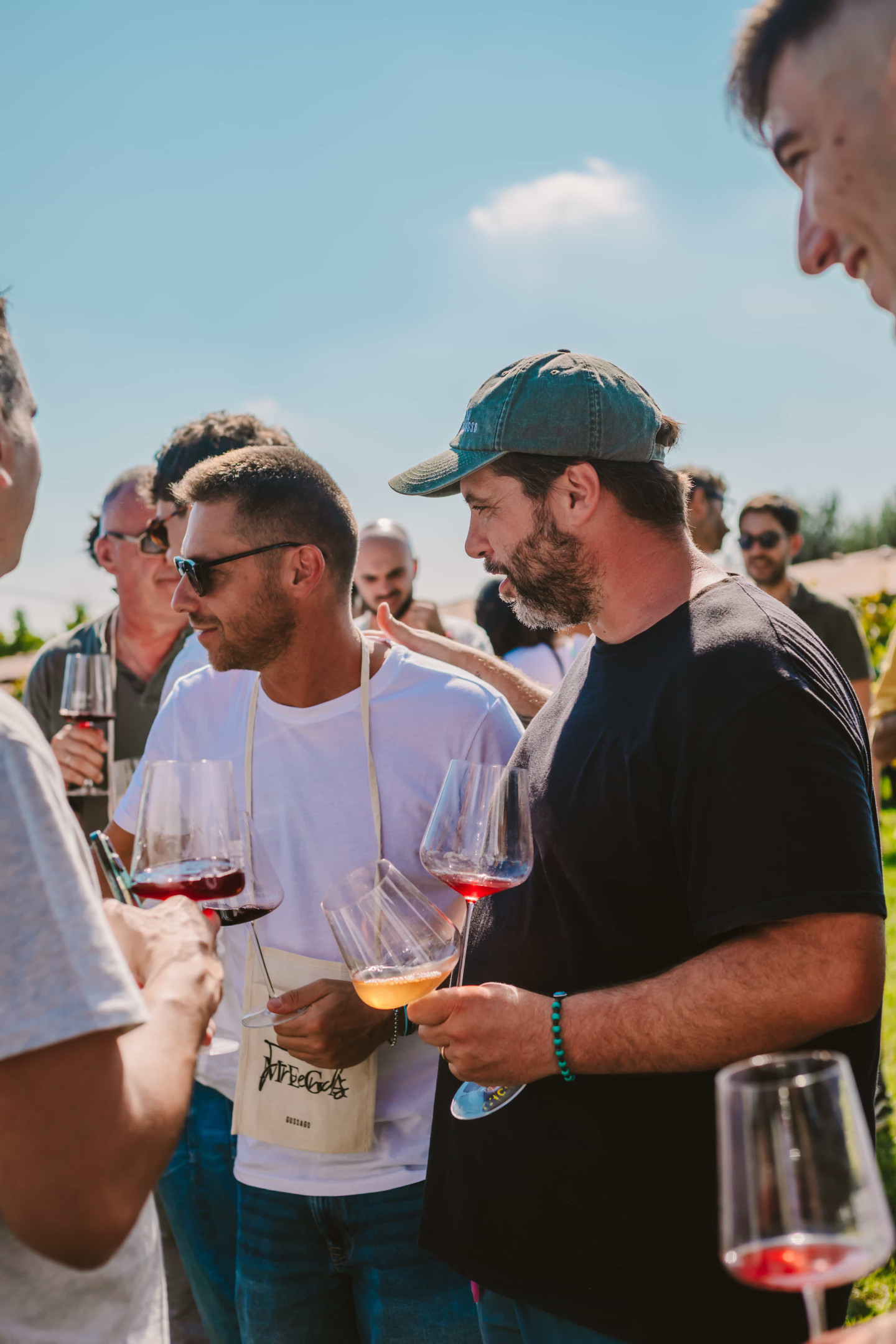MEGAFRIENDS 2025: vino, cucina e condivisione profonda